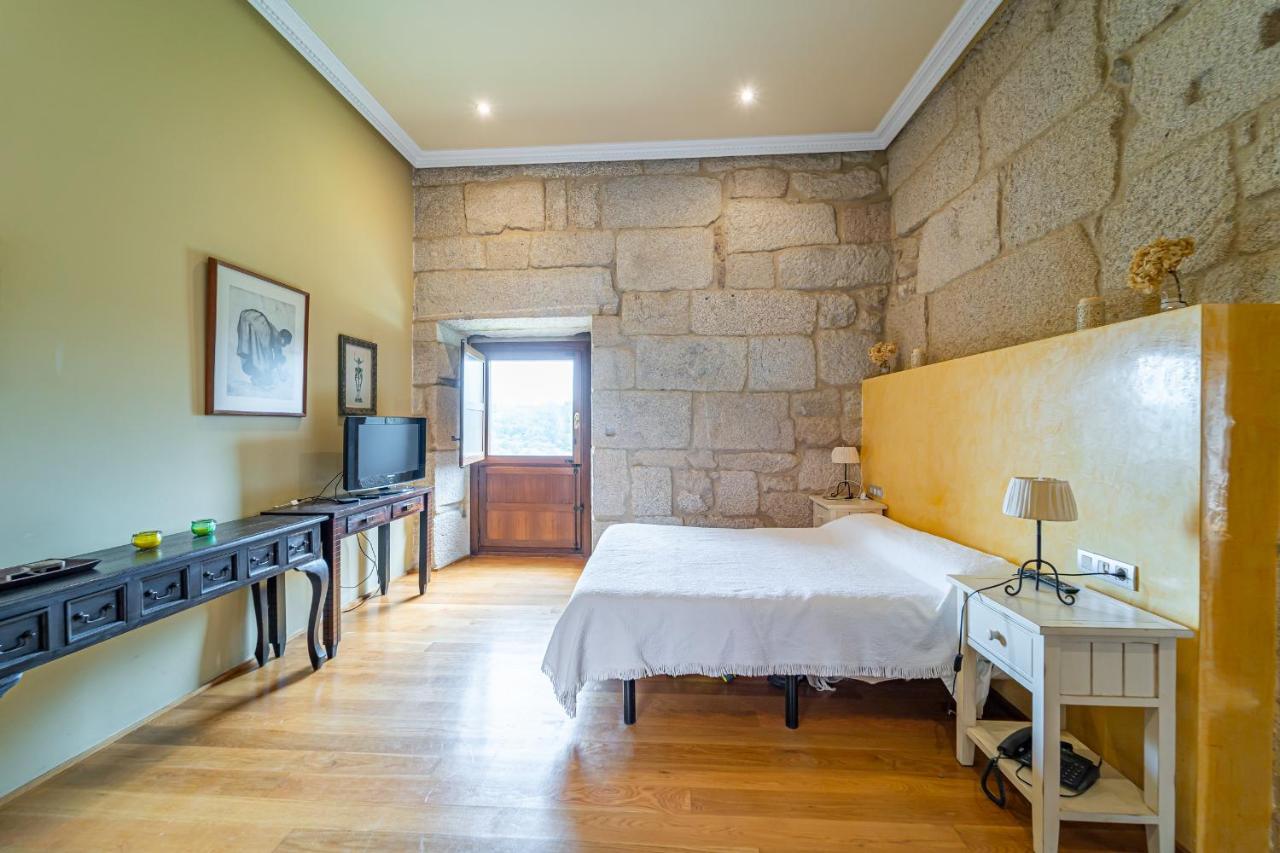 Casa Rural Pazo San Damian Amoeiro Exterior photo
